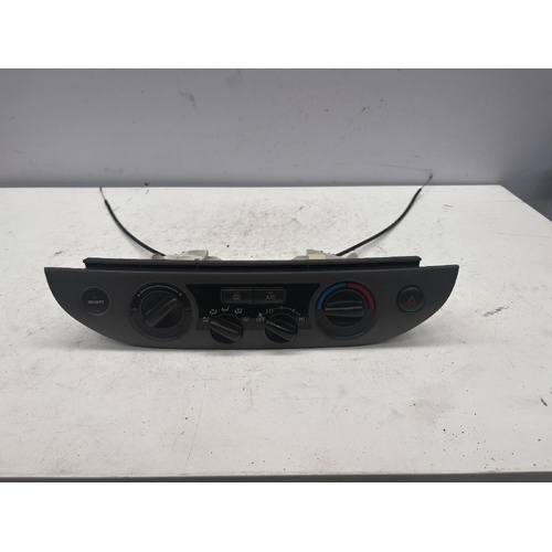 Toyota Camry Heater Controls ACV36 08/2002-05/2006
