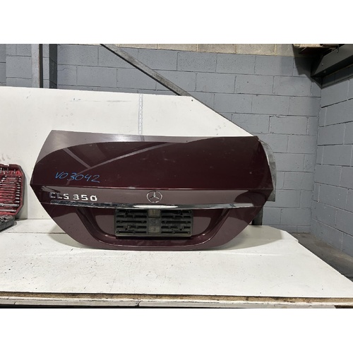 Mercedes CLS Class Bootlid C219 / CLS 350 04/2005-05/2011