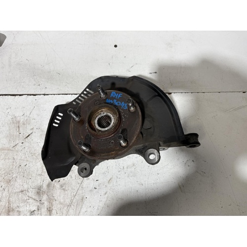 Toyota Corolla Right Front Hub Assembly ZRE152 03/2007-12/2013