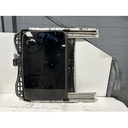 Lexus CT200h Sunroof Assembly ZWA10 03/2011-10/2022