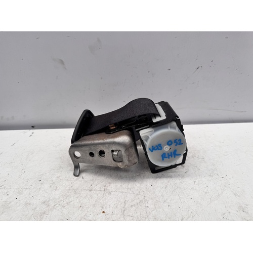 Toyota Corolla Right Rear Seat Belt ZZE122 12/2001-06/2007