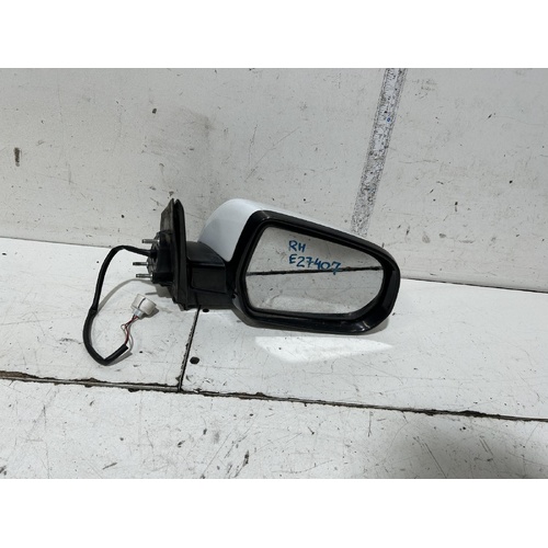 Mitsubishi 380 Right Door Mirror DB 09/2005-03/2008