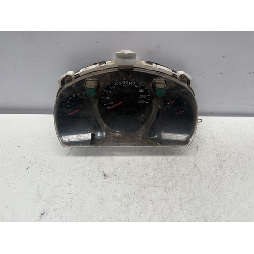 Toyota Kluger Instrument Cluster MCU28 01/2001-04/2007