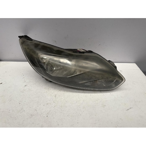 Ford Focus Right Head Lamp LW 08/2012-08/2015