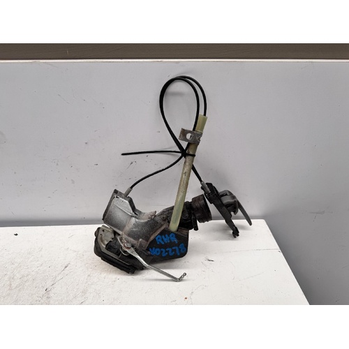 Toyota Landcruiser Right Rear Door Lock Mechanism FZJ105 01/1998-10/2007