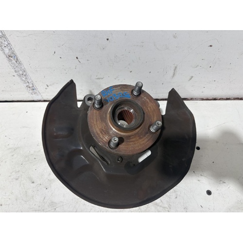 Toyota Corolla Right Front Hub Assembly ZZE122 12/2001-06/2007