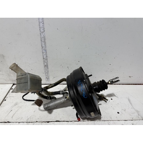 Toyota Hiace Brake Booster with Master Cylinder RZH113 10/1989-12/2004