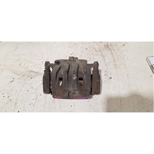 Toyota Kluger Right Front Caliper GSU40 05/2007-02/2014