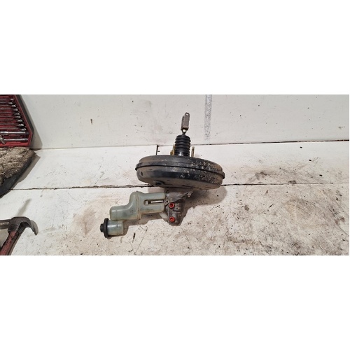 Toyota Kluger Brake Booster MCU28 01/2001-04/2007