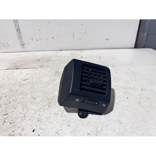 Toyota Prado Left Dash Vent GRJ120 02/2003-10/2009
