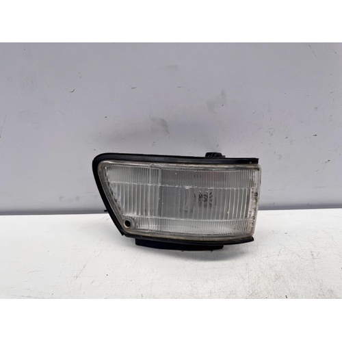 Toyota Corolla Right Corner Light AE95 06/1991-08/1994