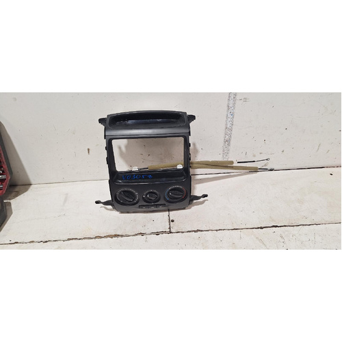 Toyota Prado Heater A/C Controls GRJ120 02/2003-10/2009