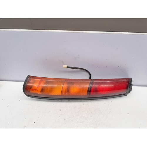 Toyota Corolla Left Tail Light AE95 06/1989-08/1994