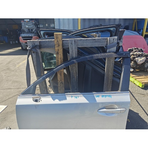 Lexus CT200h Left Front Door Glass ZWA10 03/2011-10/2022