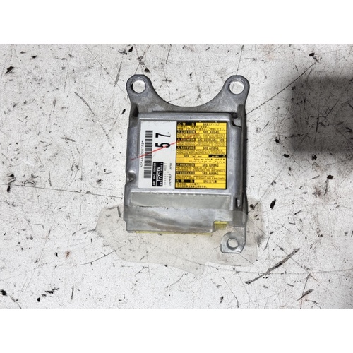 Lexus CT200H Airbag Module ZWA10 12/2010-08/2016