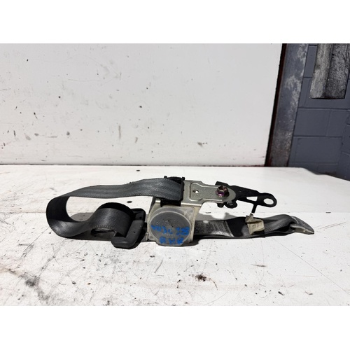 Toyota Prius Right Rear Seat Belt NHW20 10/2003-04/2009