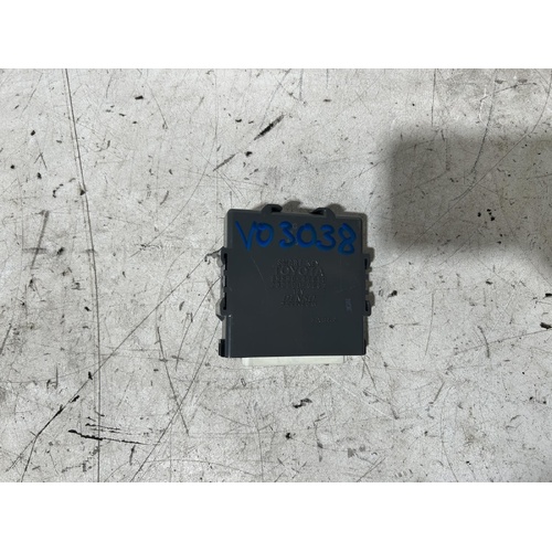 Toyota Prius Smart Key ECU NHW20 10/2003-04/2009