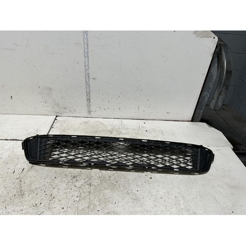 Lexus CT200h Lower Front Bumper Grille ZWA10 12/2010-12/2013