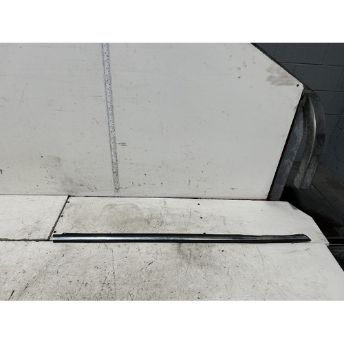 Holden Commodore Right Front Chrome Door Mould VS 06/1993-07/1997
