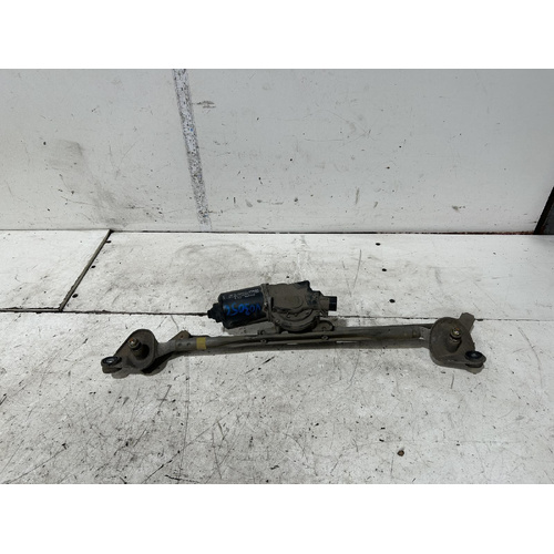 Toyota Corolla Front Wiper Assembly ZZE122 12/2001-06/2007