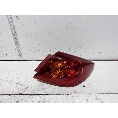Mazda 3 Right Tail Light BK 10/2003-06/2006