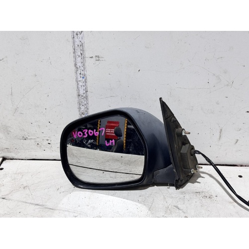 Toyota Hiace Left Door Mirror TRH201 03/2005-01/2014