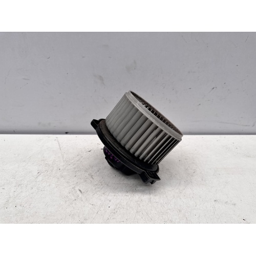 Toyota Echo Heater Fan Motor NCP10 10/1999-09/2005