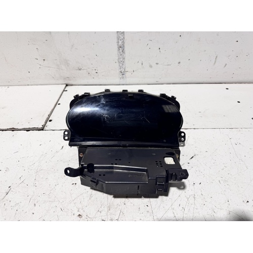 Toyota Echo Instrument Cluster NCP10 10/2002-09/2005