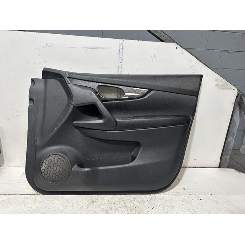 Nissan X-TRAIL Right Front Door Trim T32 02/2014-07/2022