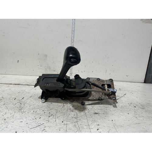 Toyota Prado Gear Shifter VZJ95 07/1996-01/2003