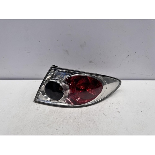 Mazda 6 Right Tail Light GG 09/2002-08/2005