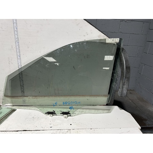 Nissan X-TRAIL Left Front Door Glass T32 02/2014-07/2022