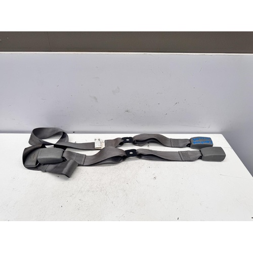 Toyota Hilux Centre Rear Seat Belt Stalk KUN26 03/2005-06/2011