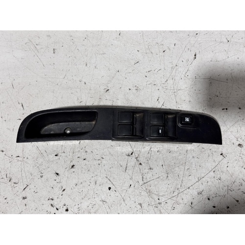 Mitsubishi Triton Power Window MASTER Switch MN 07/2006-04/2015