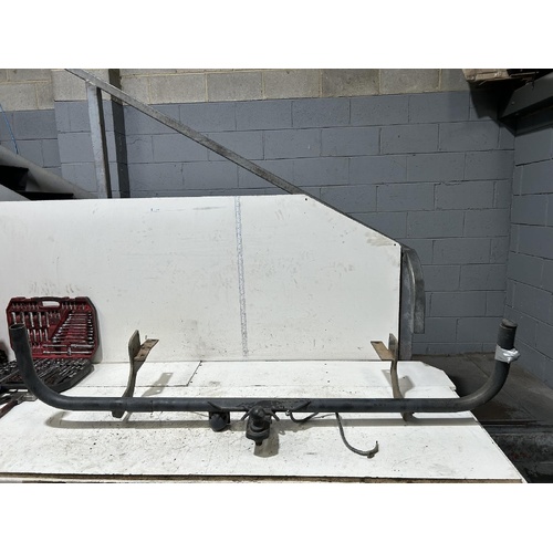 Hayman Reese Brand Towbar to suit Toyota Hiace RZH125 11/1989-12/2004