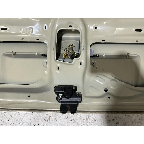 Toyota Camry Bootlid Lock Mechanism MCV36 08/2002-05/2006