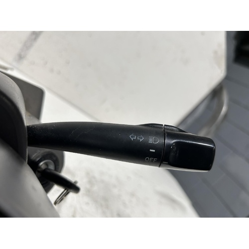 Toyota Corolla Flasher Switch AE112 10/1998-11/2001