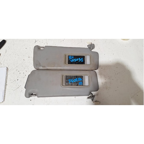 Toyota Kluger Sun Visor Pair MCU28 01/2001-04/2007