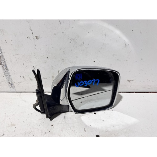 Toyota Landcruiser Right Door Mirror UZJ100 01/1998-10/2007