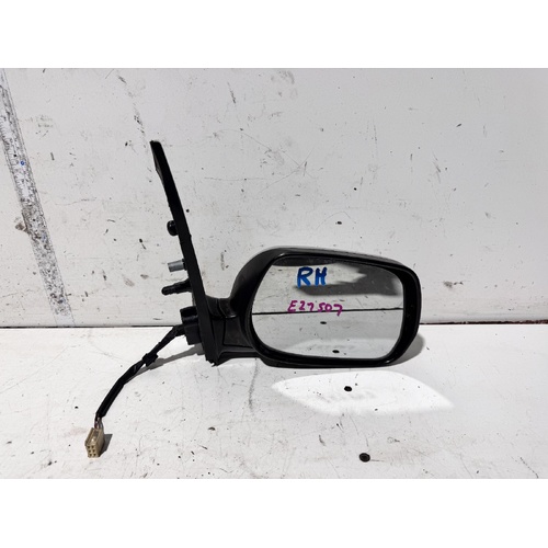 Toyota Avensis Right Door Mirror ACM21 12/2003-12/2010