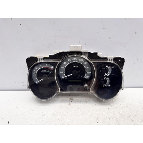 Toyota Hilux Instrument Cluster KUN26 02/2005-06/2011