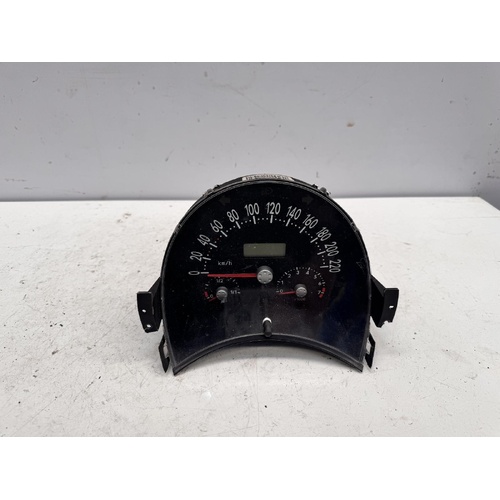 Volkswagen Beetle Instrument Cluster 9C 01/2000-11/2011