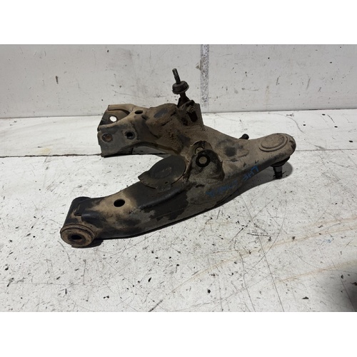 Toyota Land Cruiser Left Lower Control Arm UZJ100 01/1998-10/2007