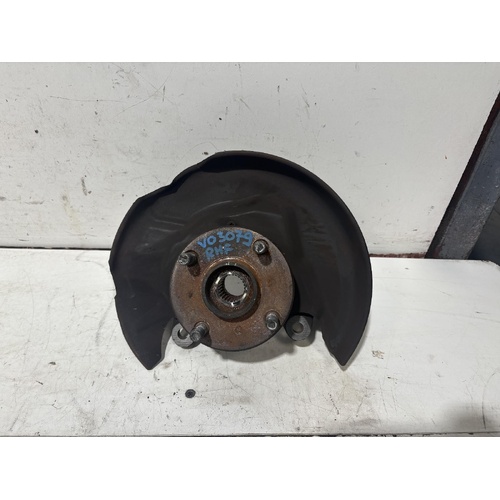 Toyota Corolla Right Front Hub Assembly AE112 10/1998-11/2001