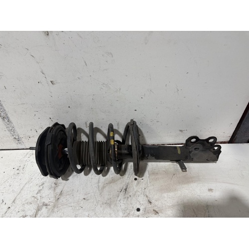 Toyota Corolla Right Front Strut AE112 10/1998-11/2001