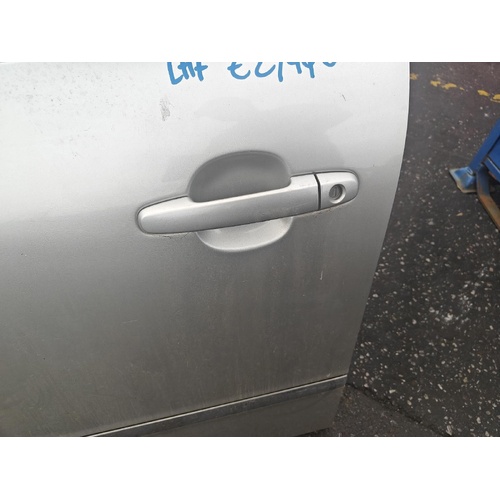 Toyota Avensis Left Front Outer Door Handle ACM20 12/2001-12/2010