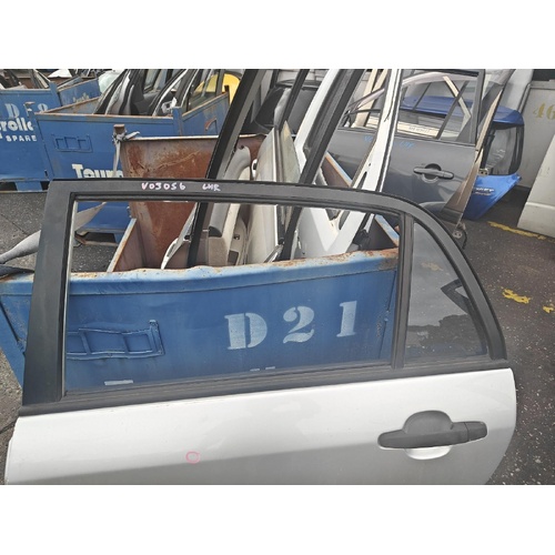 Toyota Corolla Left Rear Door Glass ZZE122 12/2001-04/2007