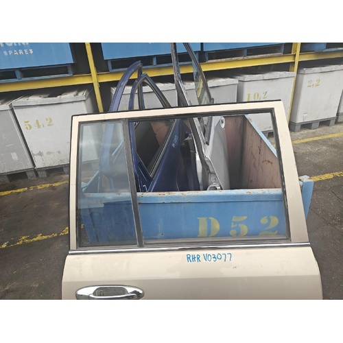 Toyota Landcruiser Right Rear Door Glass UZJ100 01/1998-10/2007
