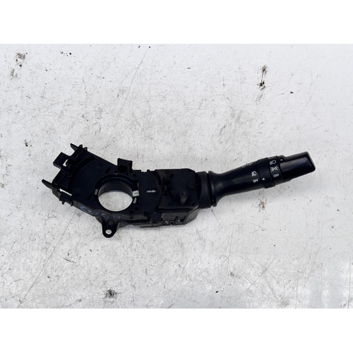 Hyundai Veloster Flasher Switch FS 10/2011-02/2018