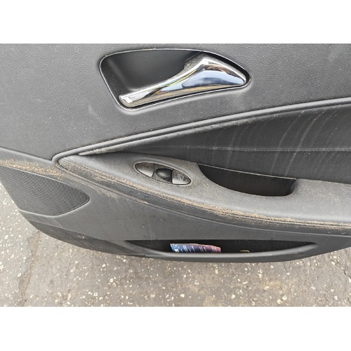 Mercedes CLS Class Right Rear Window Switch C219 / CLS 350 04/2005-05/2011